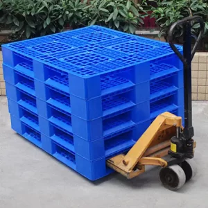 چرا پالت پلاستیکی بهترین گزینه برای صنایع غذایی است؟