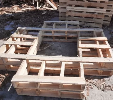 راهنمای انتخاب و قیمت پالت چوبی روسی برای حمل‌ و نقل بین‌ المللی